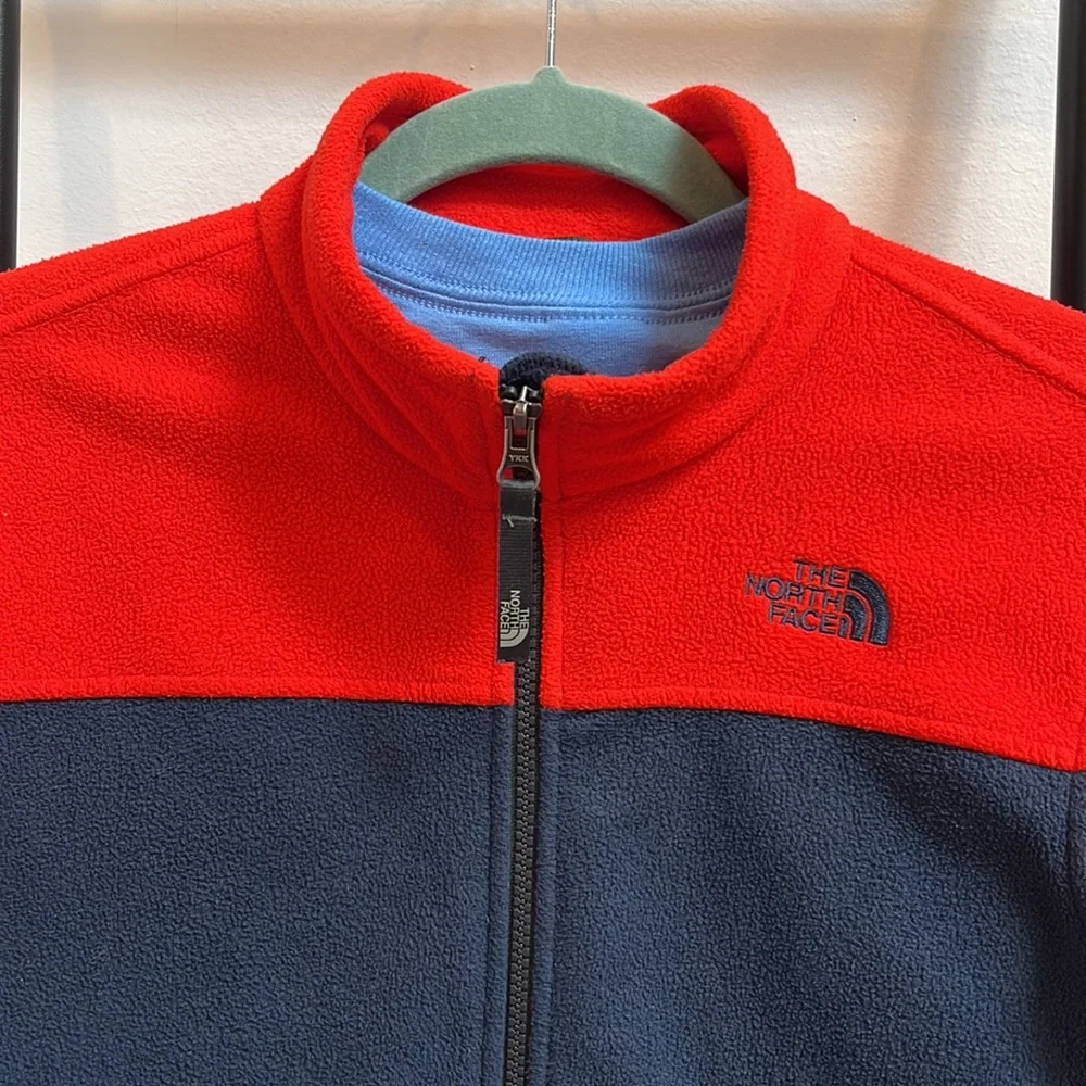 The North Face Boy’s/Garcons Full Zip Jacket Embroidered Logo Size L